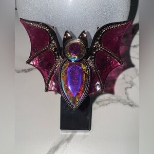 Wallflower Bat 🦇 Halloween Gemstone 🔌